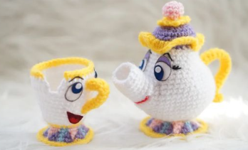 Teapot and Chipped Cup